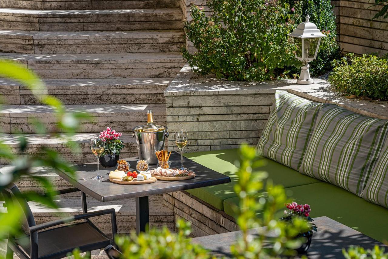 Tell Rooms&suites Affittacamere Merano