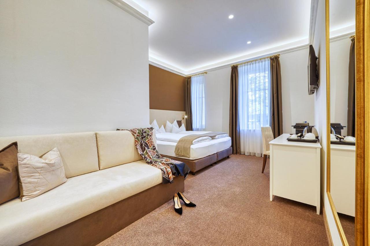 Tell Rooms&suites